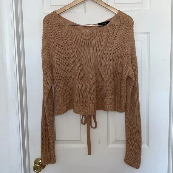 Forever21 tan cross back sweater - Picture 1 of 3